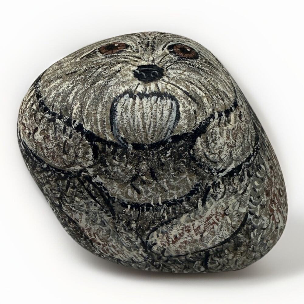 Vintage Maltese Terrier Dog Puppy Hand Painted Rock Stone Signed 4” - Picture 7 of 7